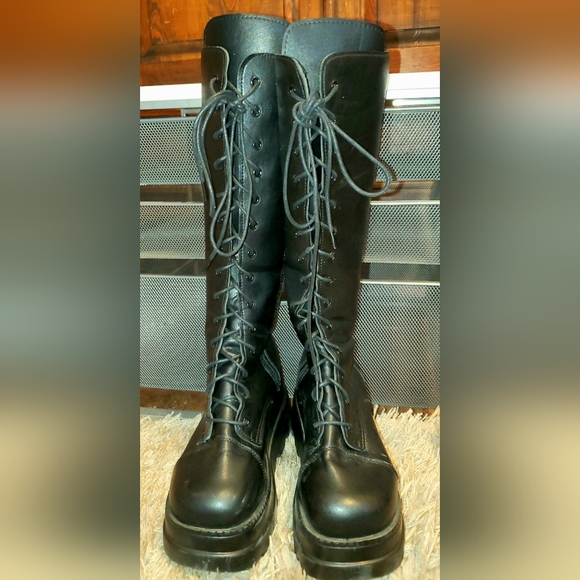 Black Chunky Boots - Picture 5 of 12